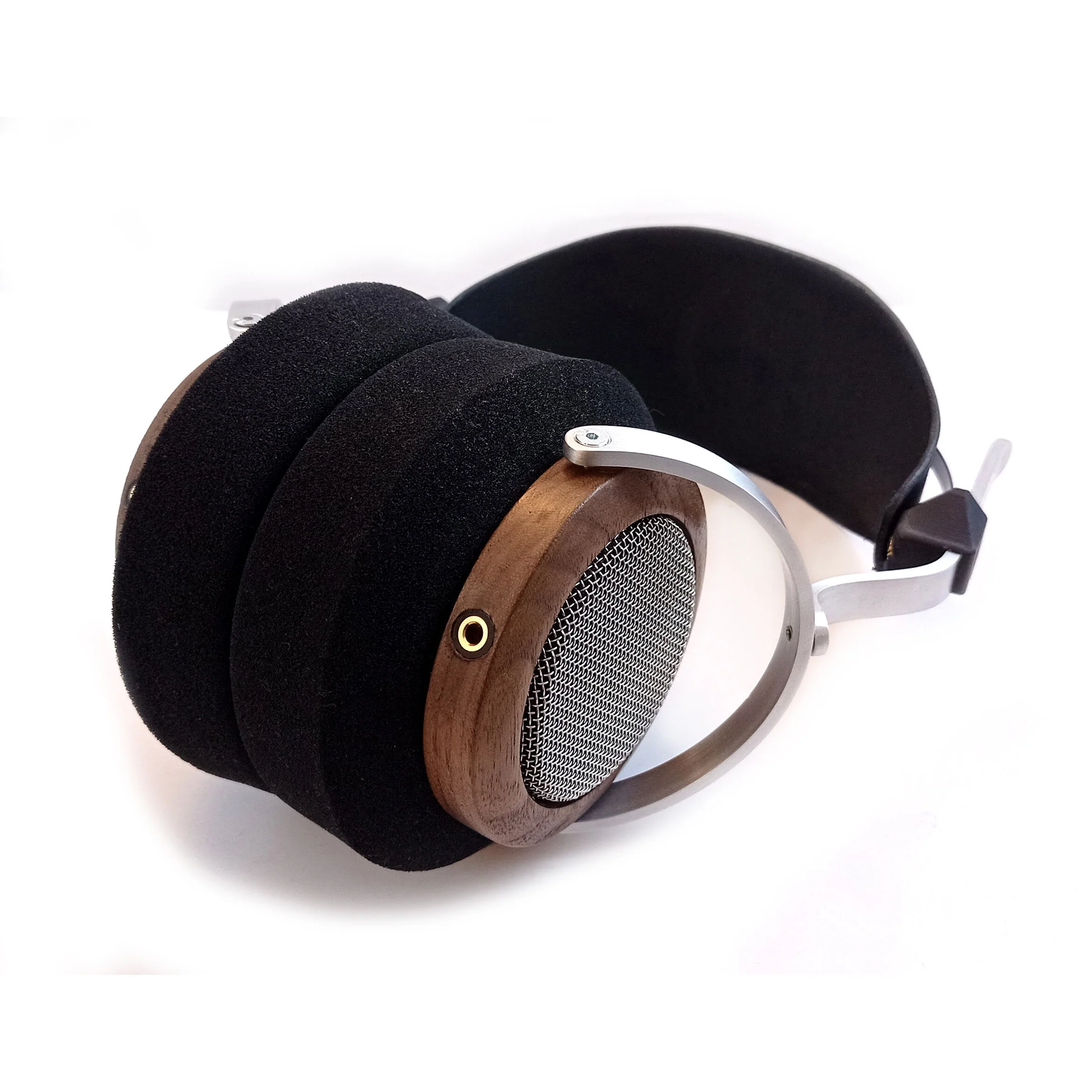 Saturn — Hyland Headphones